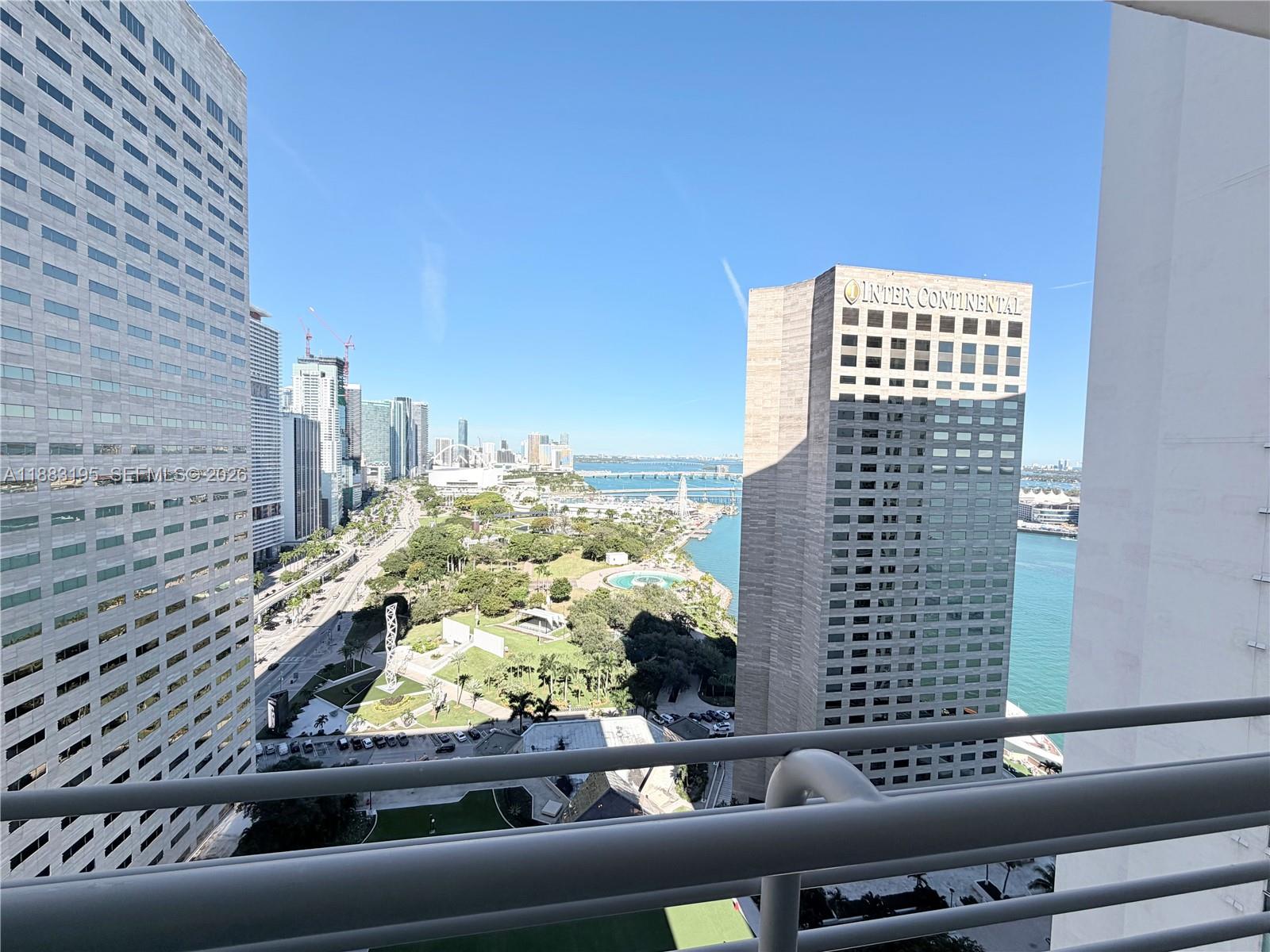 325 S Biscayne Blvd #2924, Miami FL 33131