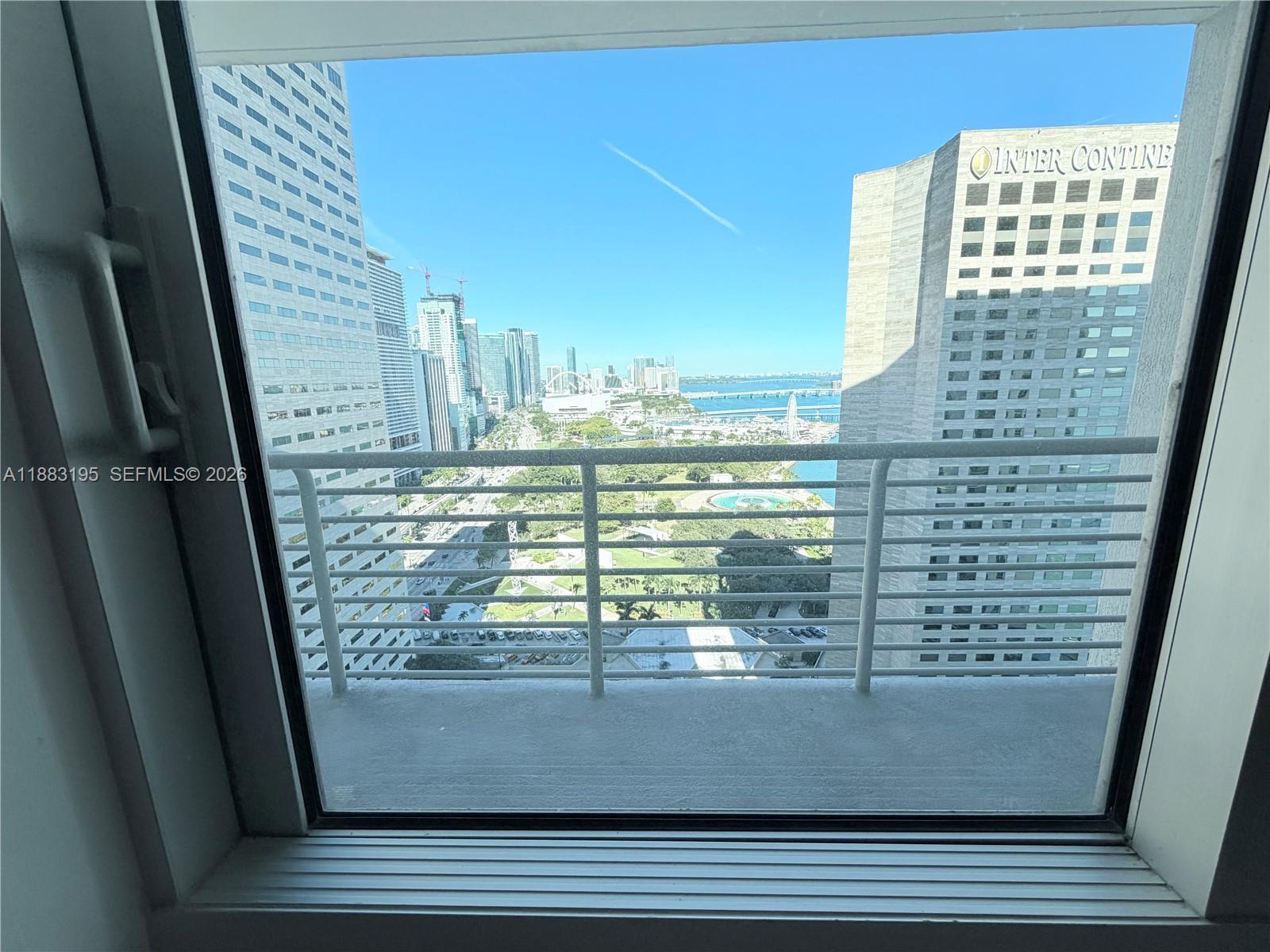 325 S Biscayne Blvd #2924, Miami FL 33131