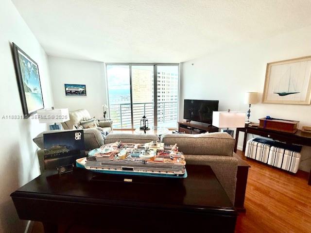 325 S Biscayne Blvd #2924, Miami FL 33131