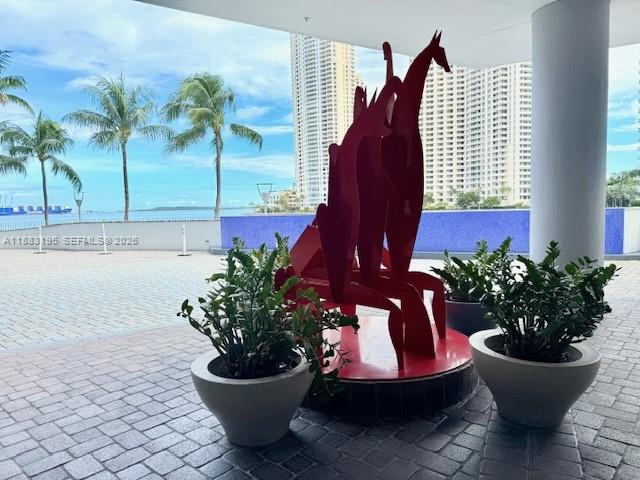325 S Biscayne Blvd #2924, Miami FL 33131