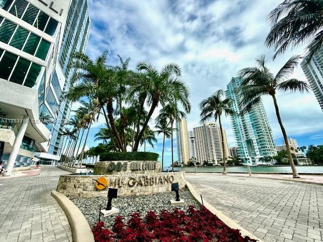 325 S Biscayne Blvd #2924, Miami FL 33131