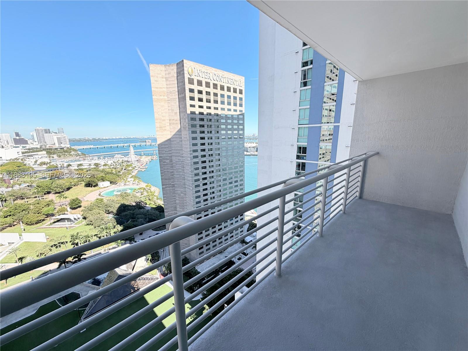 325 S Biscayne Blvd #2924, Miami FL 33131