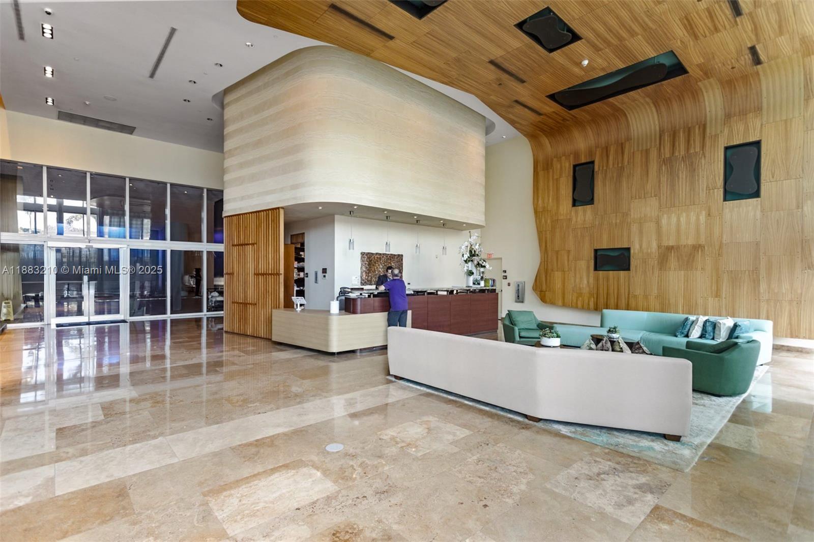 50 Biscayne Blvd #4707, Miami FL 33132