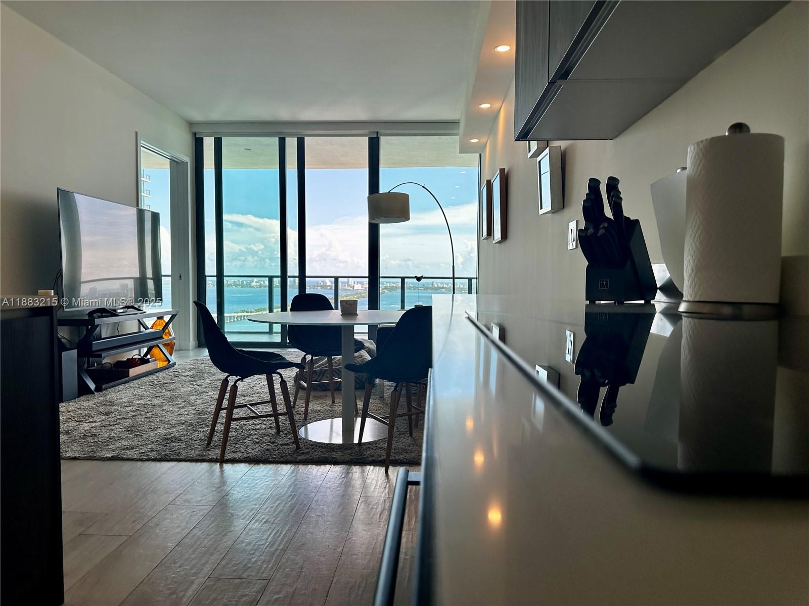 480 NE 31st St #3006, Miami FL 33137
