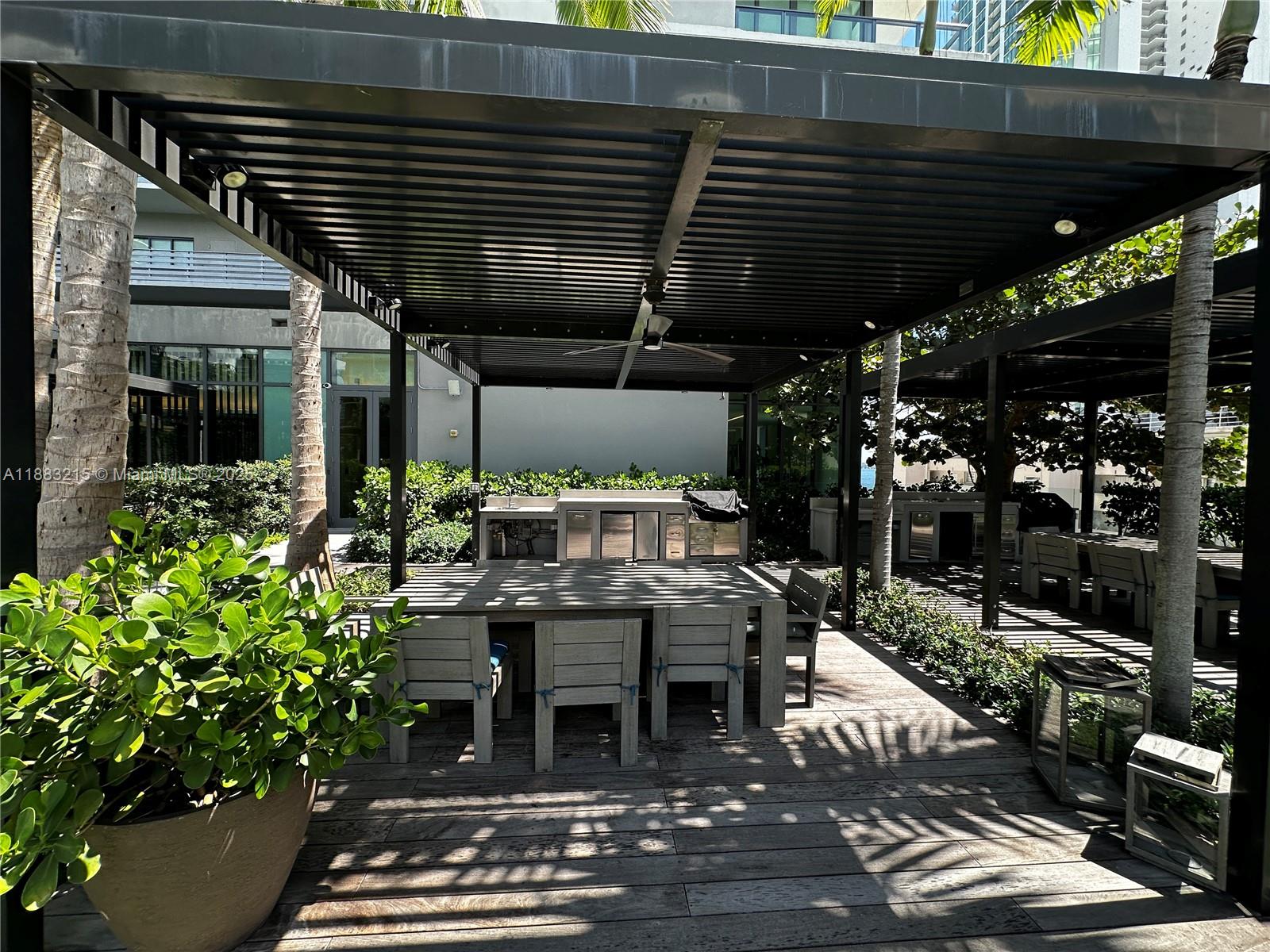 480 NE 31st St #3006, Miami FL 33137