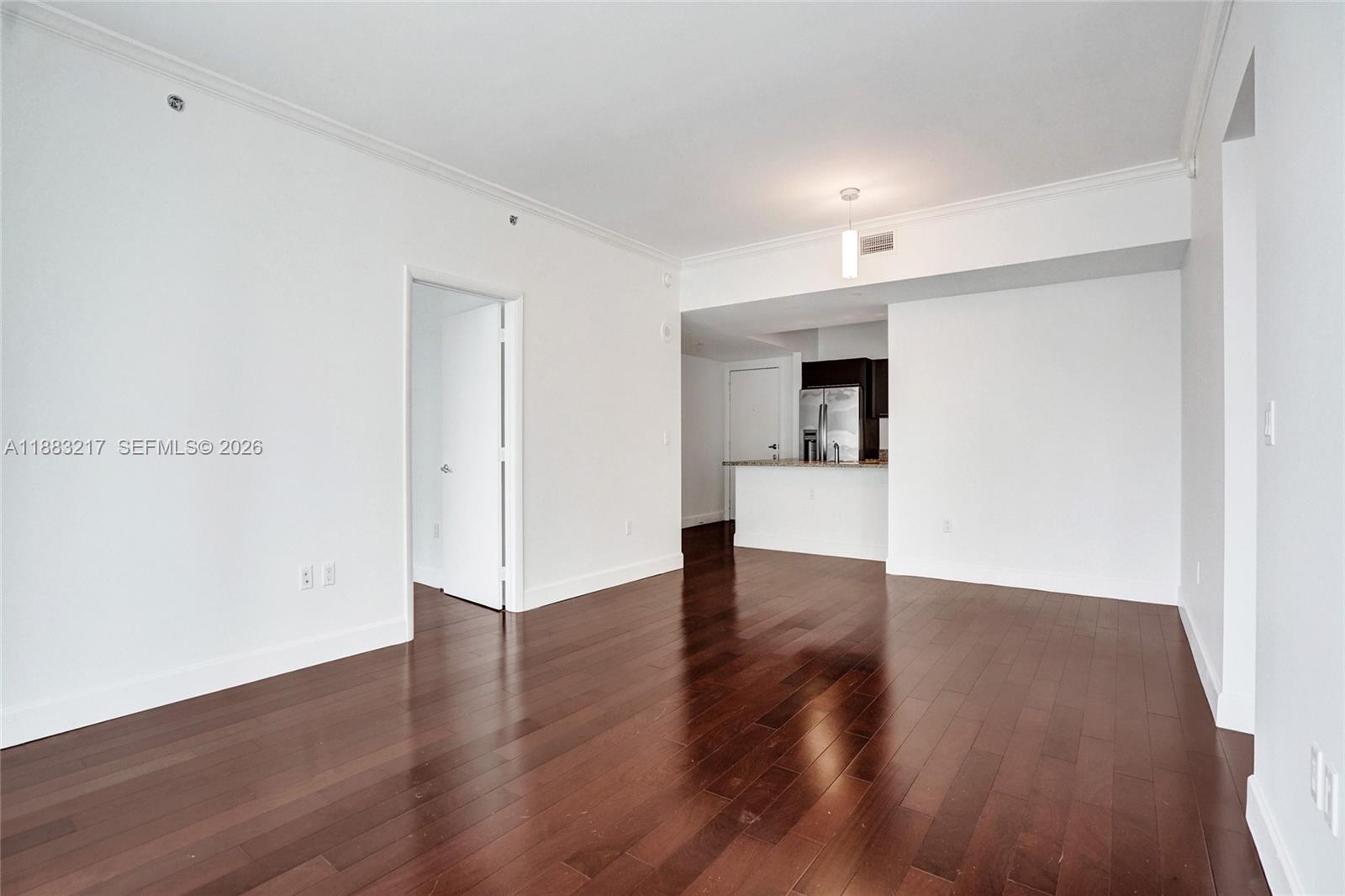 950 Brickell Bay Dr #1704, Miami FL 33131