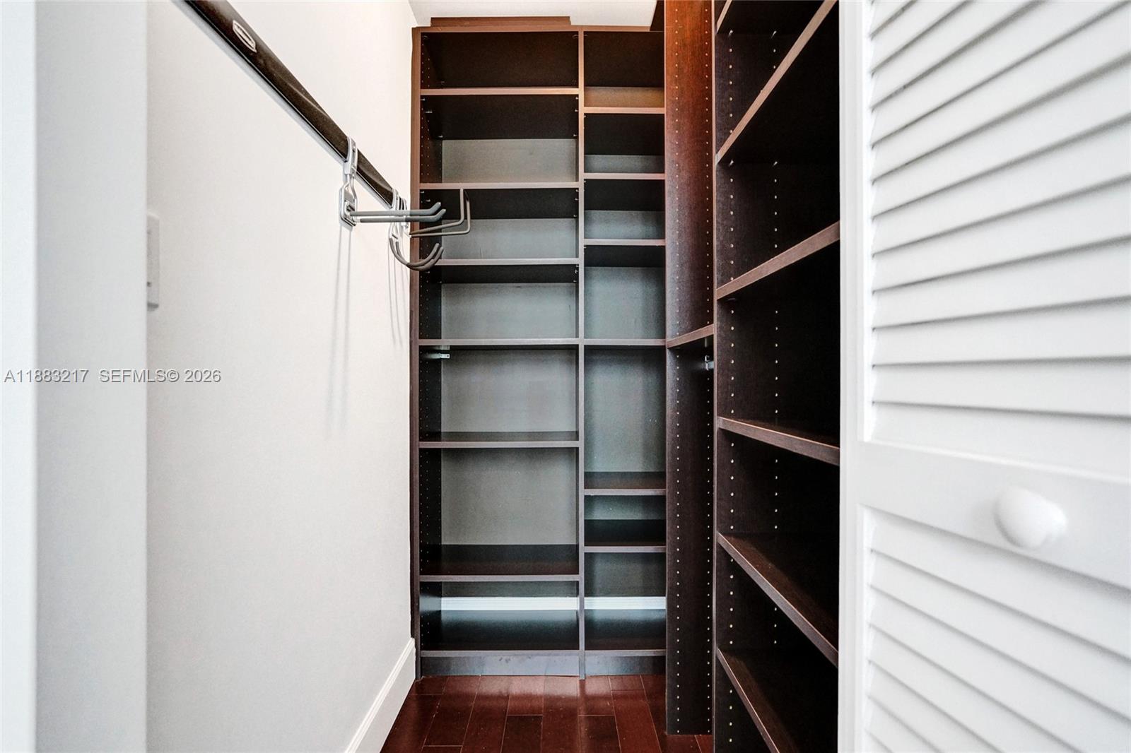 950 Brickell Bay Dr #1704, Miami FL 33131