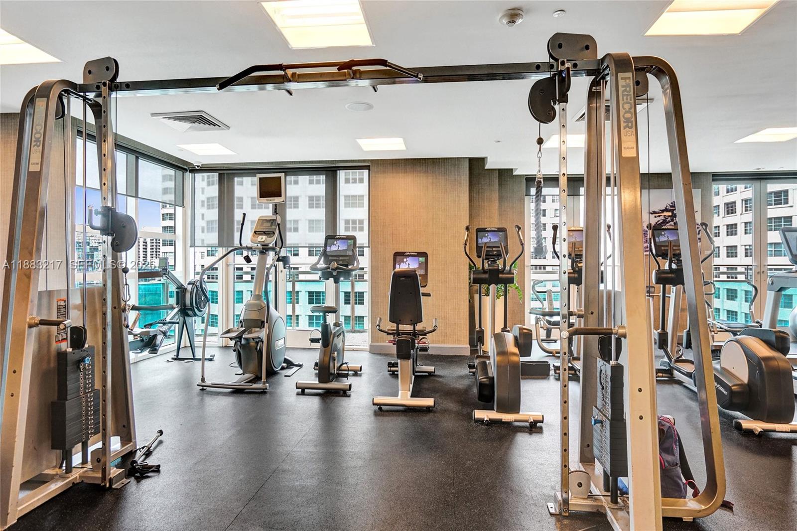 950 Brickell Bay Dr #1704, Miami FL 33131