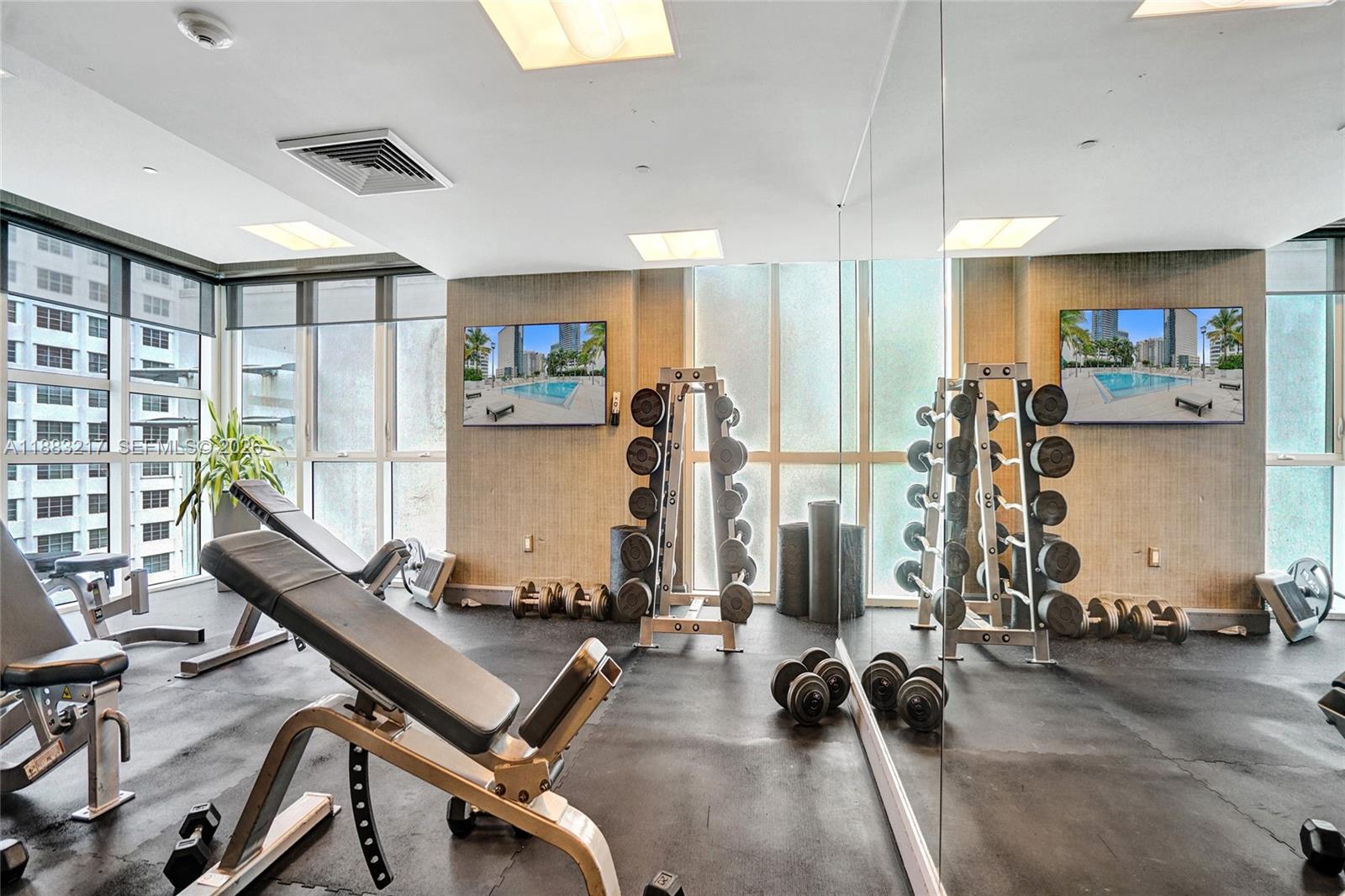 950 Brickell Bay Dr #1704, Miami FL 33131