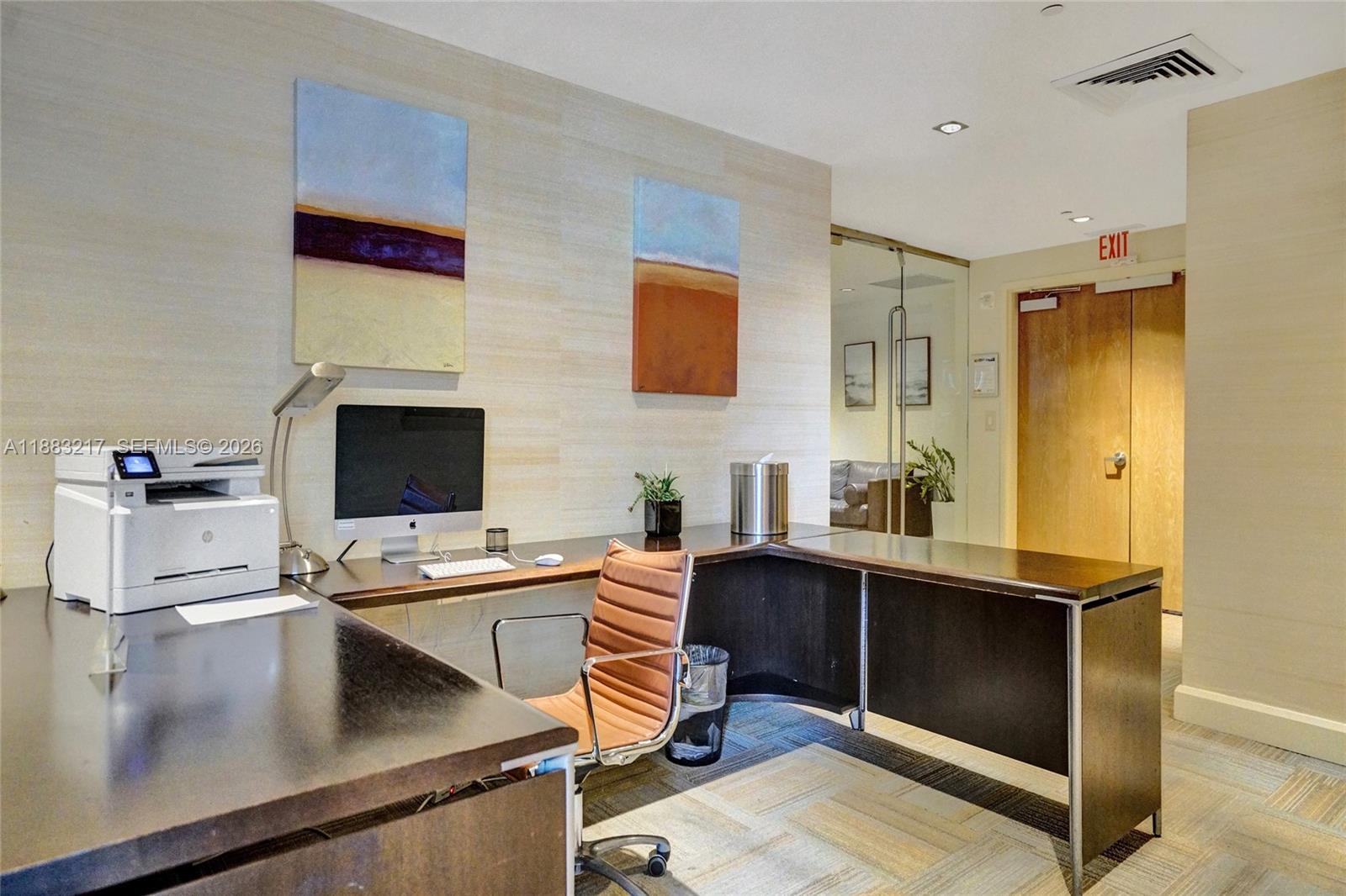 950 Brickell Bay Dr #1704, Miami FL 33131