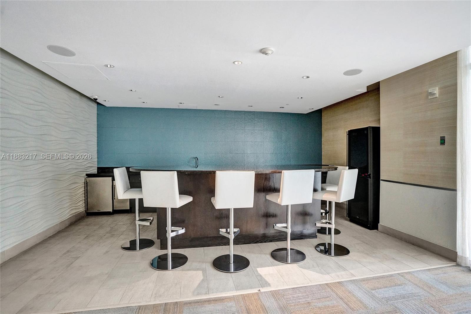 950 Brickell Bay Dr #1704, Miami FL 33131