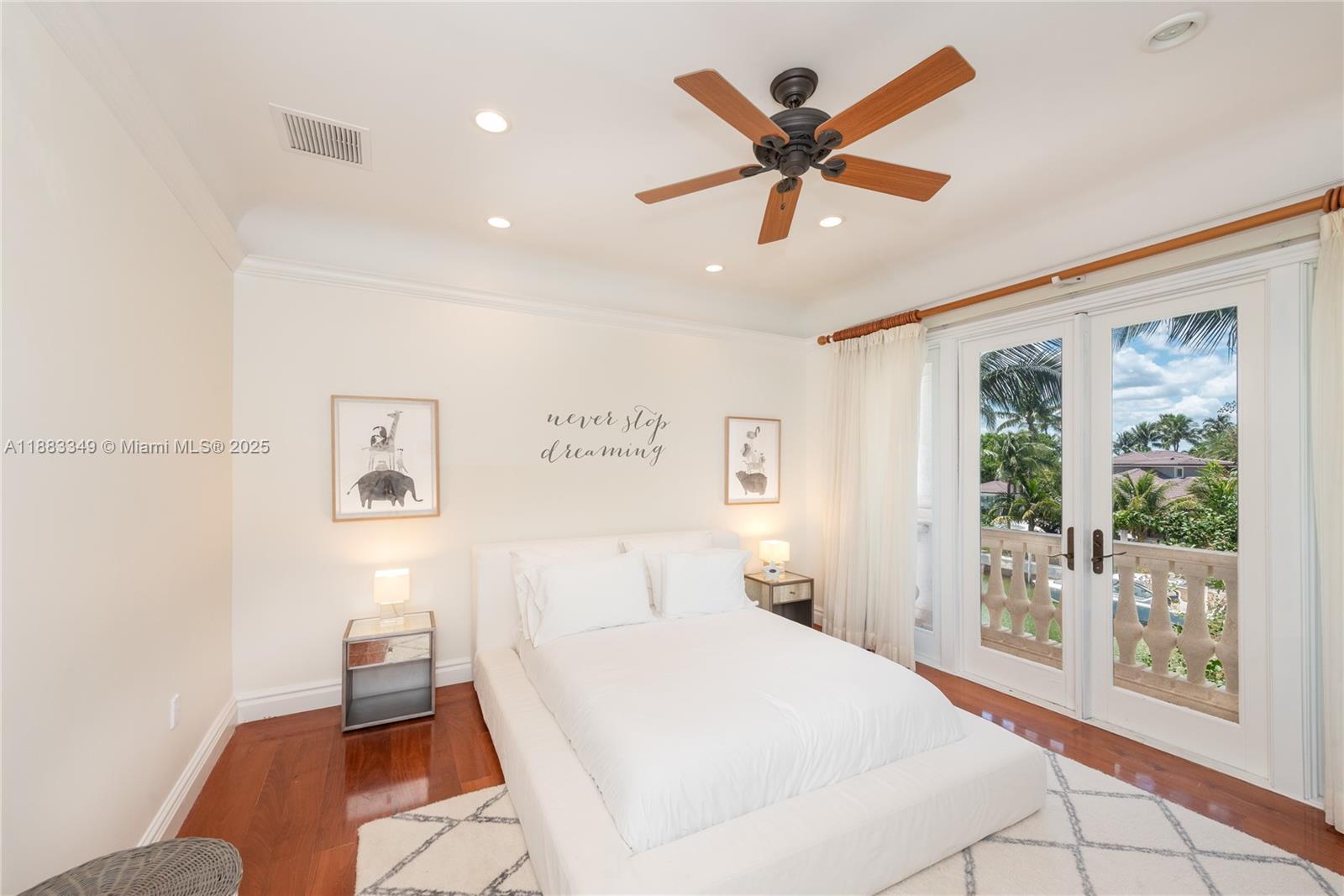 260 Cape Florida Dr, Key Biscayne FL 33149