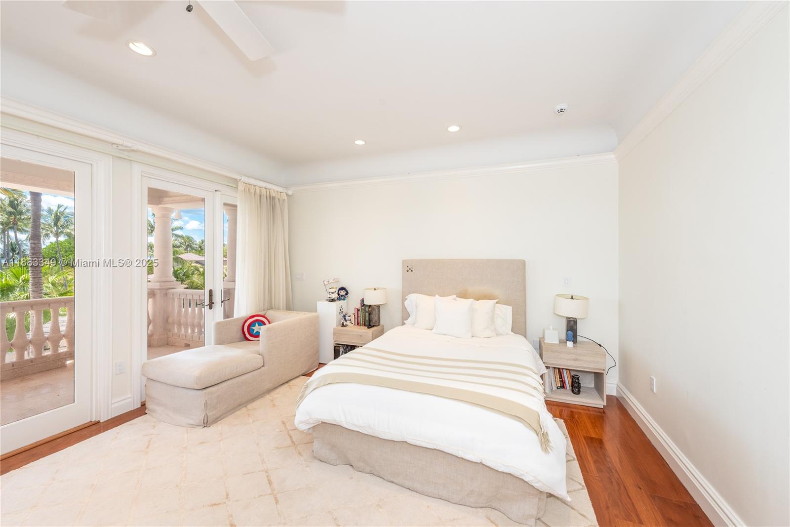 260 Cape Florida Dr, Key Biscayne FL 33149