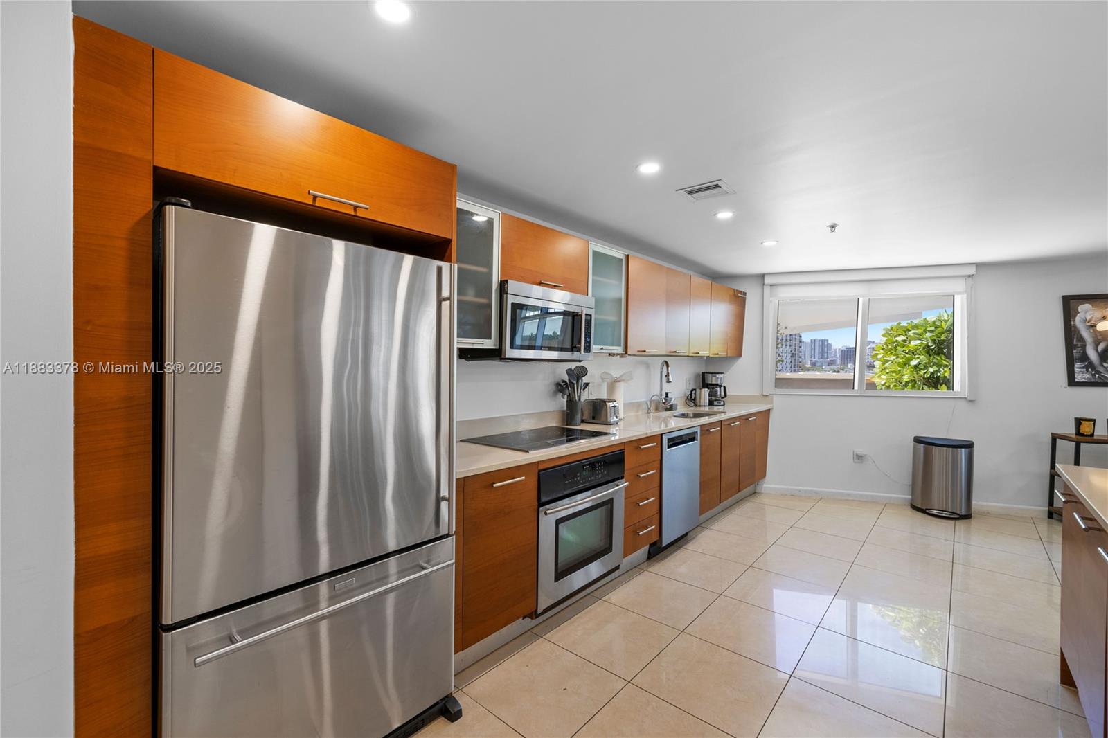 3250 NE 1st Ave #515, Miami FL 33137