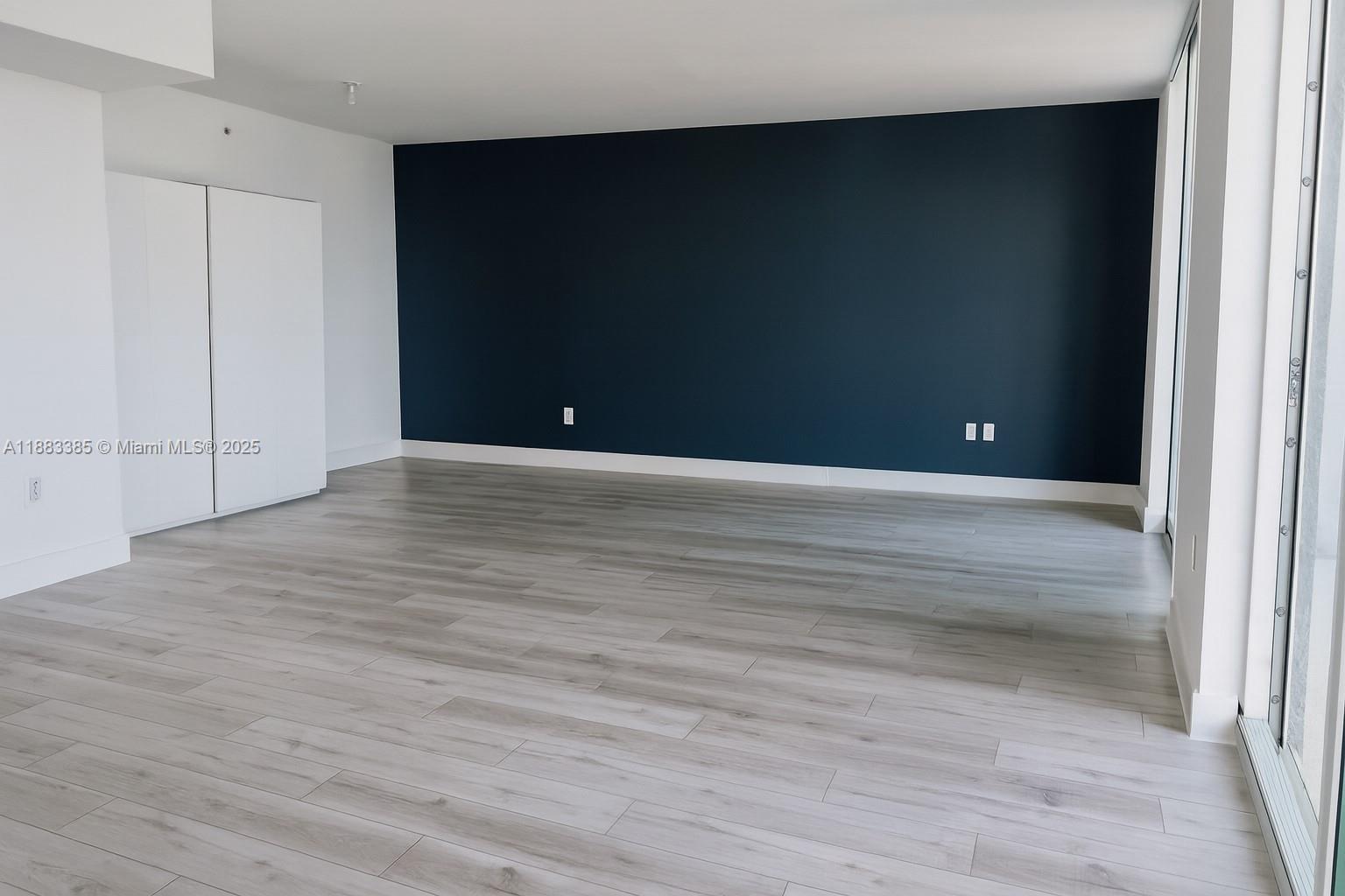 253 NE 2nd St #3307, Miami FL 33132