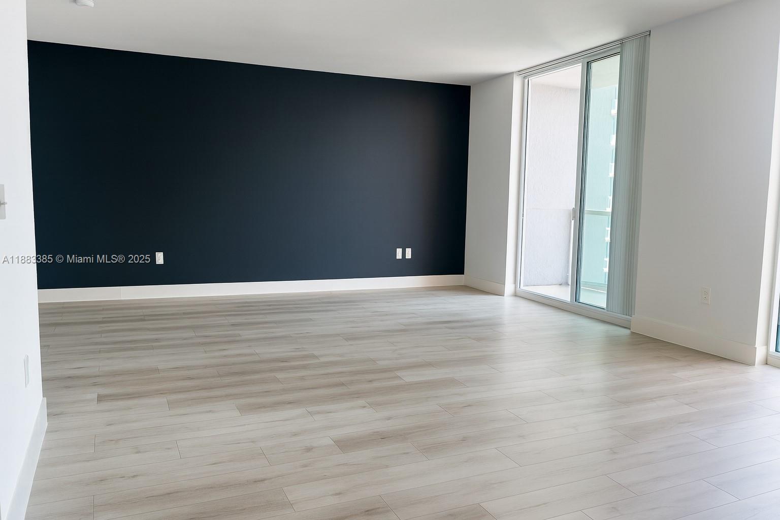 253 NE 2nd St #3307, Miami FL 33132