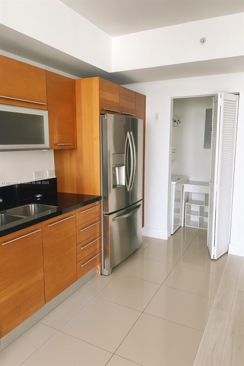 253 NE 2nd St #3307, Miami FL 33132