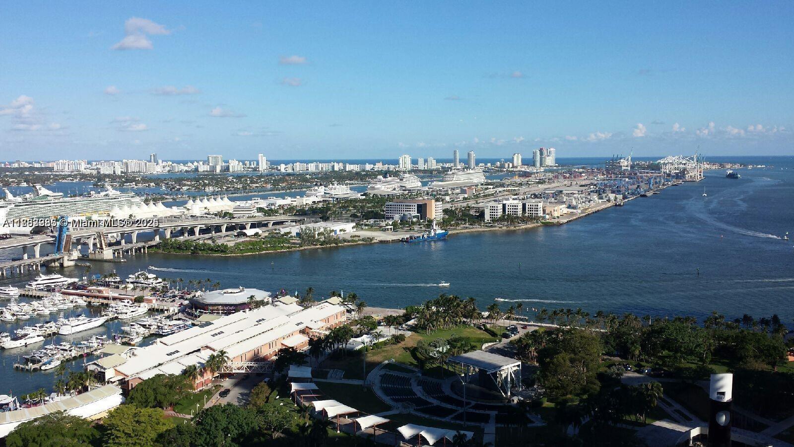 253 NE 2nd St #3307, Miami FL 33132