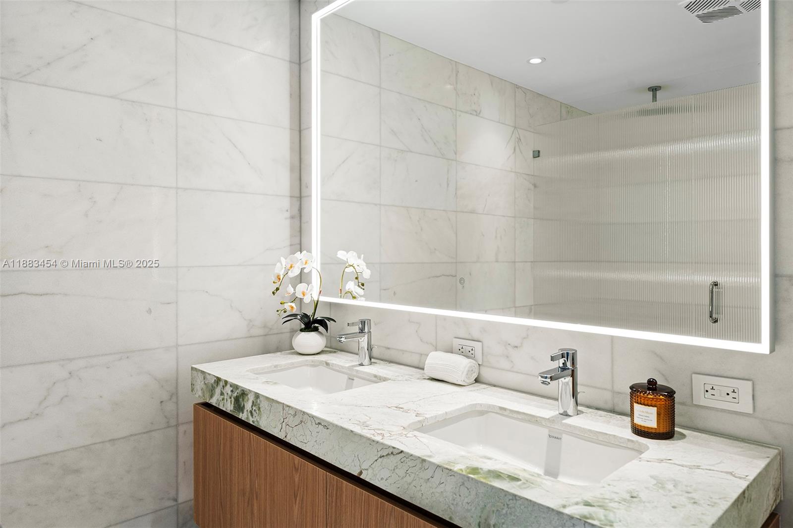 500 Alton Rd #1904, Miami Beach FL 33139