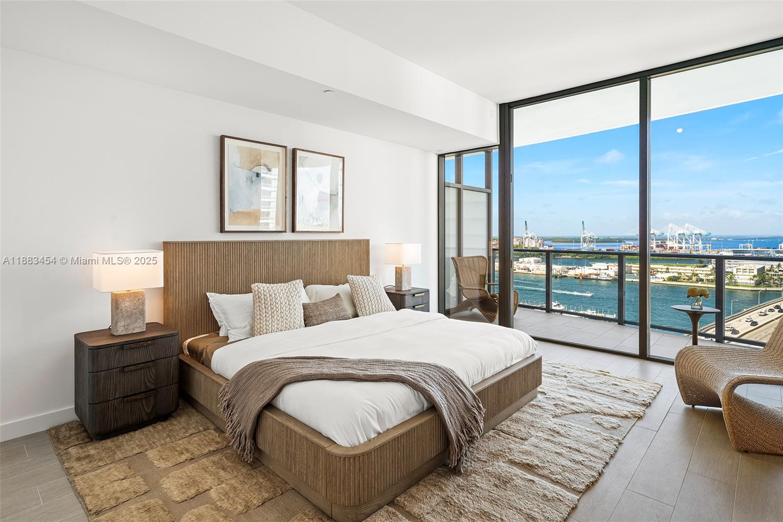 500 Alton Rd #1904, Miami Beach FL 33139