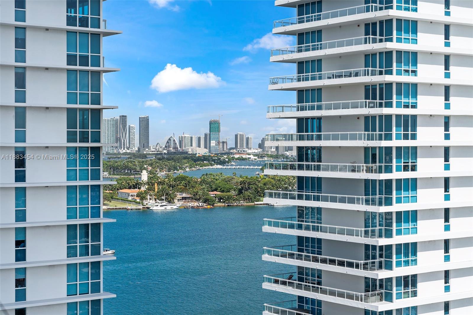 500 Alton Rd #1904, Miami Beach FL 33139