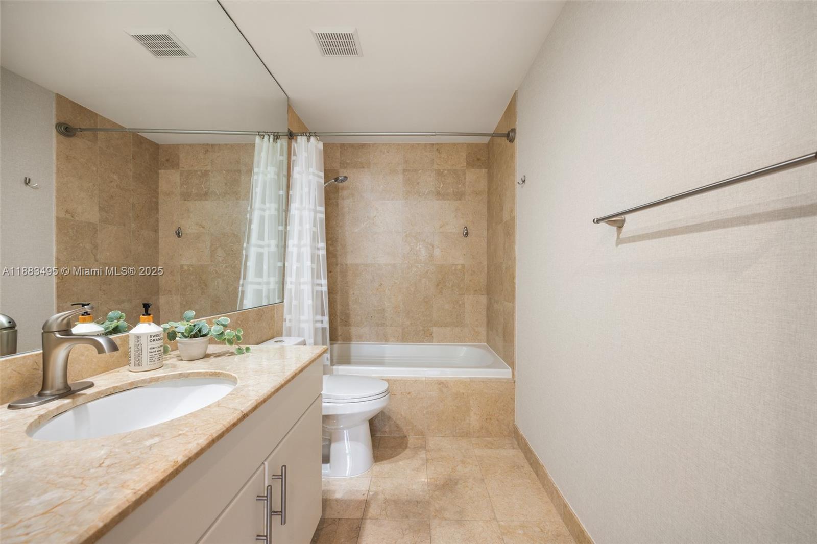 801 Brickell Key Blvd #1906, Miami FL 33131