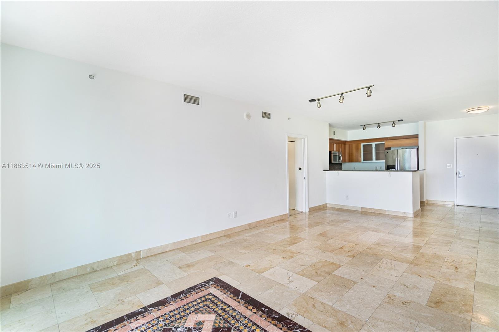 325 S Biscayne Blvd #4115, Miami FL 33131