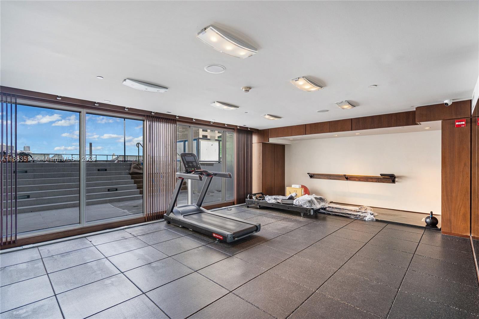 325 S Biscayne Blvd #4115, Miami FL 33131