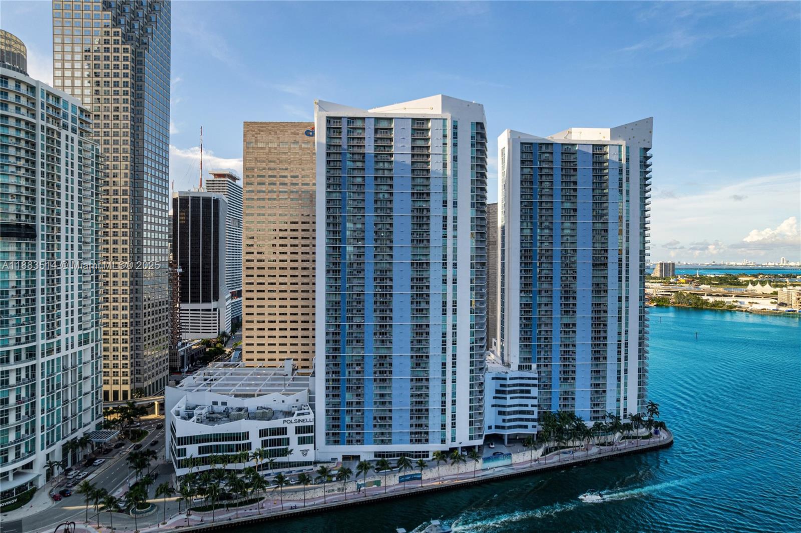 325 S Biscayne Blvd #4115, Miami FL 33131