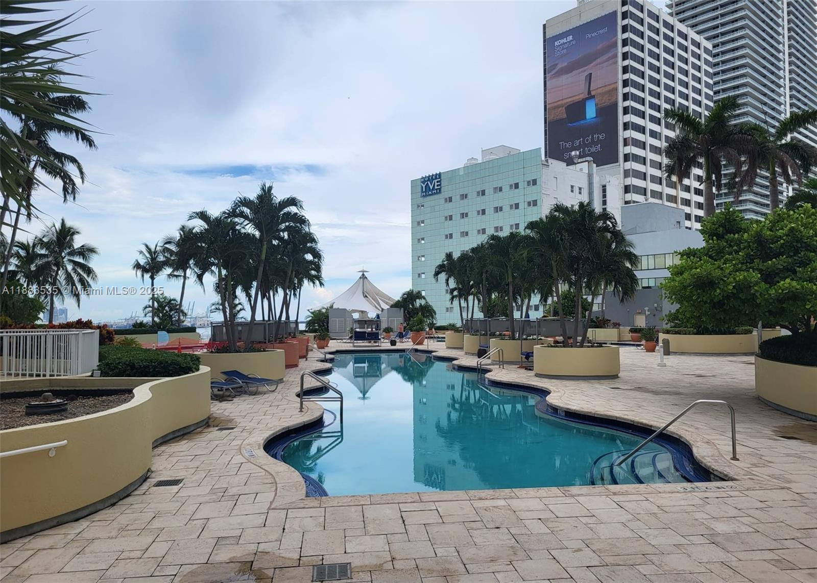 253 NE 2nd St #234, Miami FL 33132