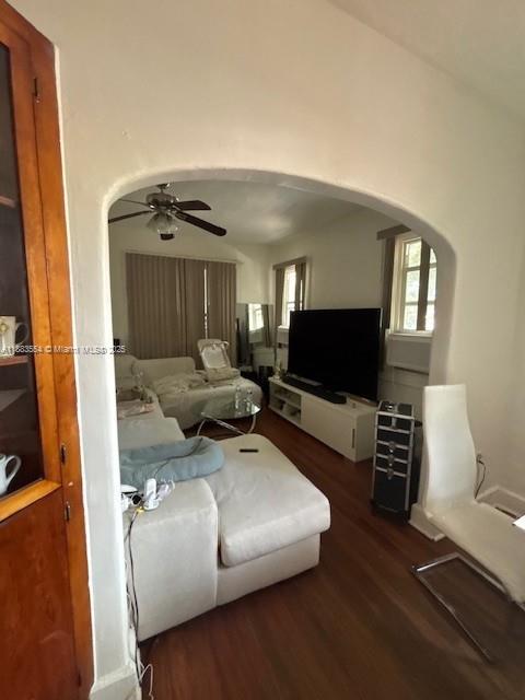 2643 NW 23rd Ct, Miami FL 33142