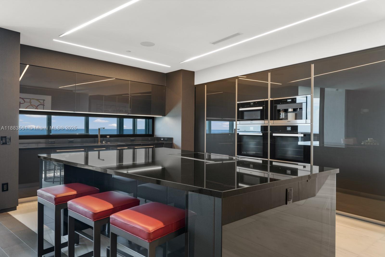 18555 Collins Ave #PH-1, Sunny Isles Beach FL 33160