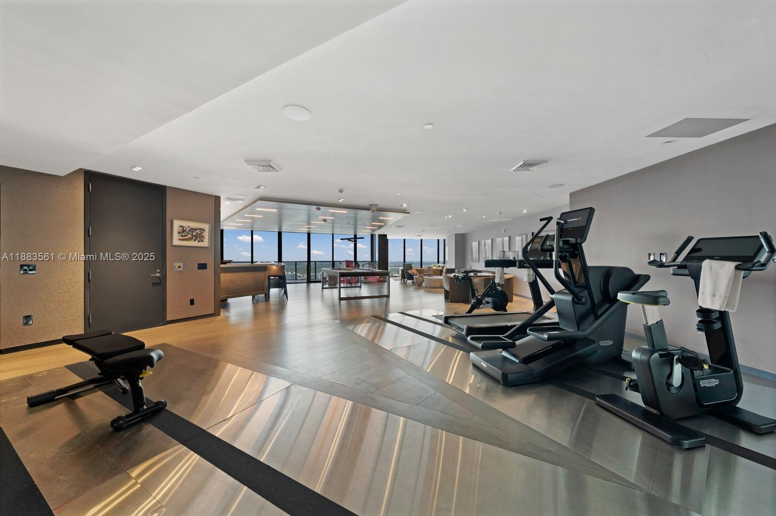 18555 Collins Ave #PH-1, Sunny Isles Beach FL 33160