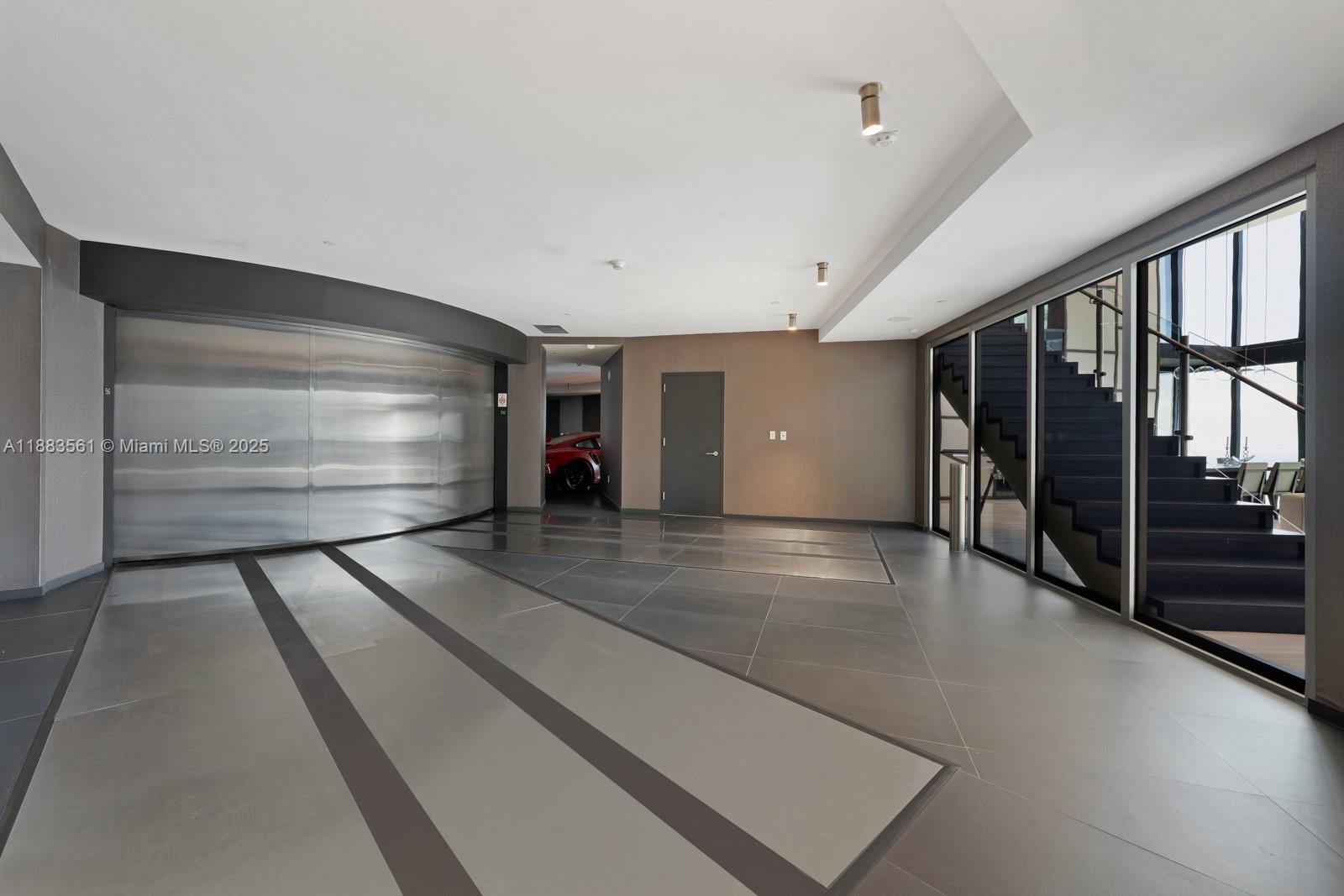 18555 Collins Ave #PH-1, Sunny Isles Beach FL 33160