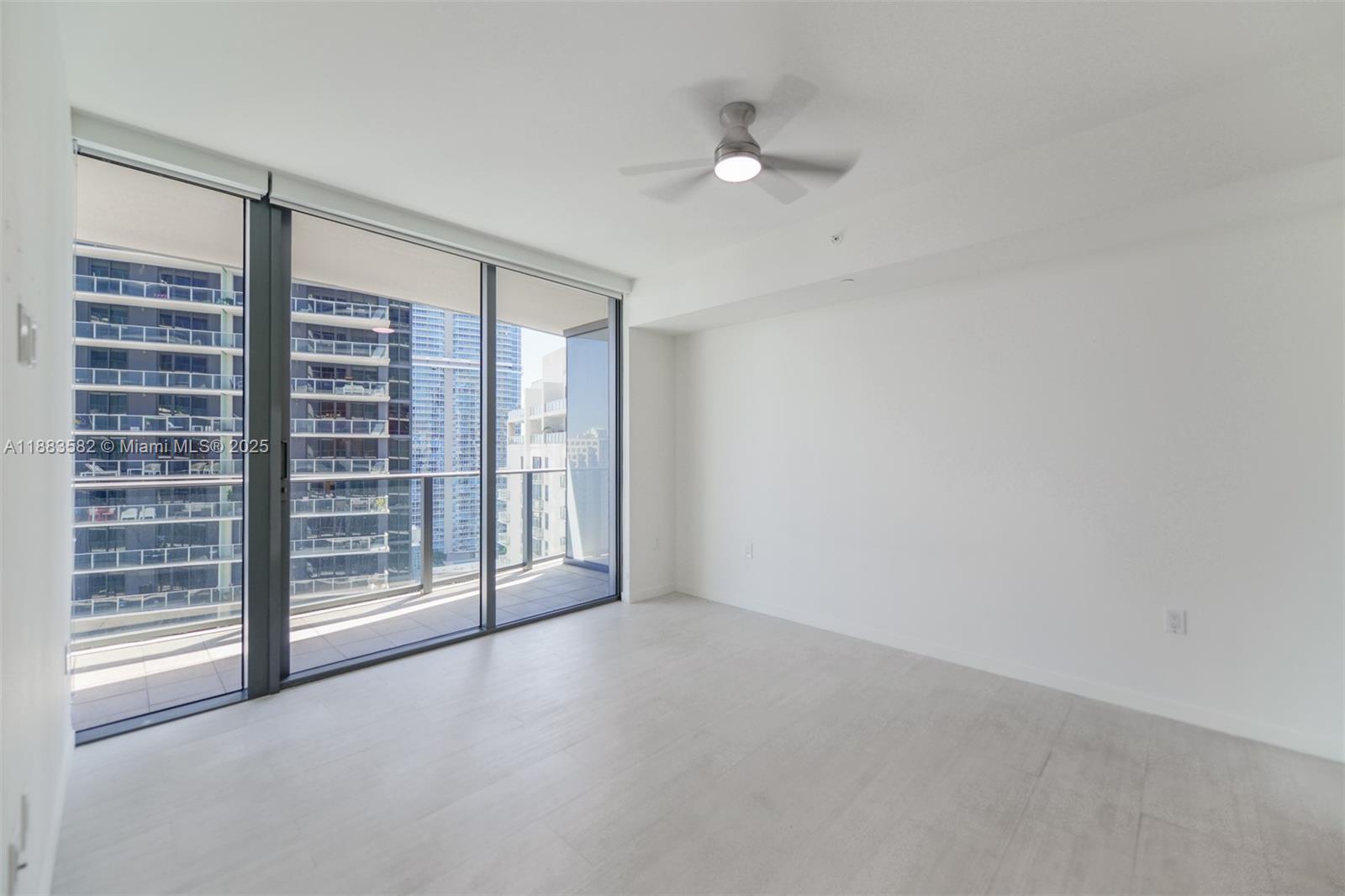 1000 Brickell Plz #3507, Miami FL 33131