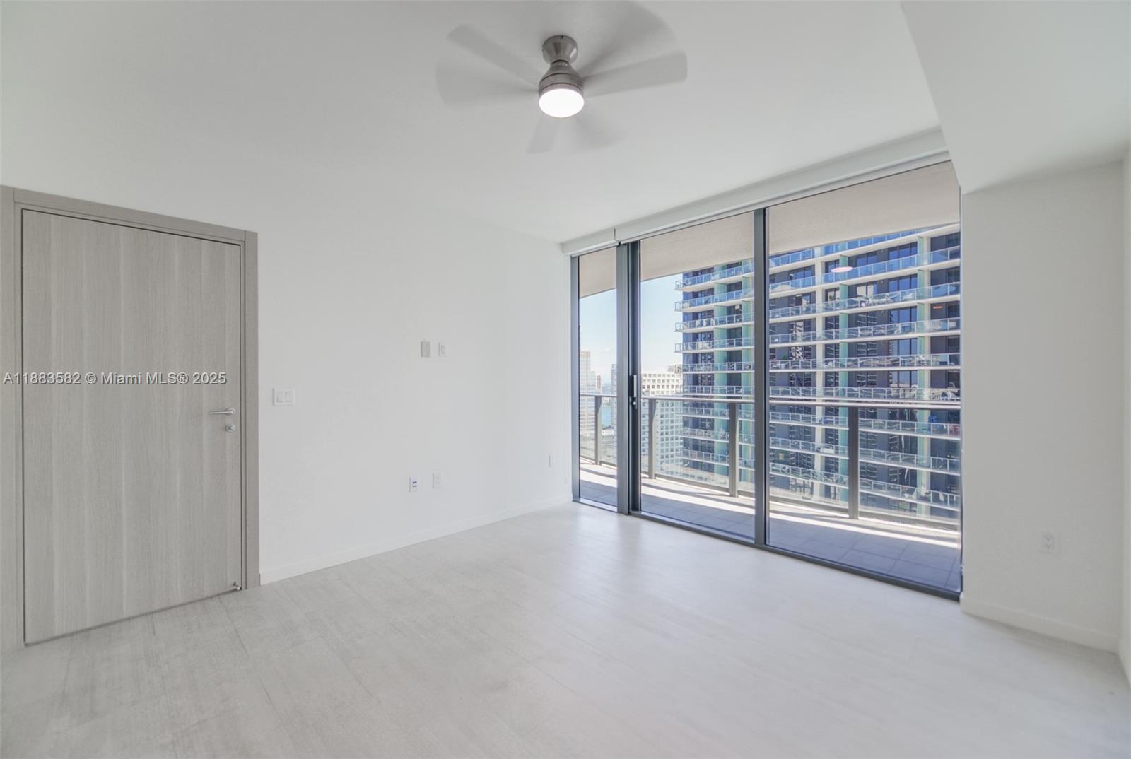 1000 Brickell Plz #3507, Miami FL 33131