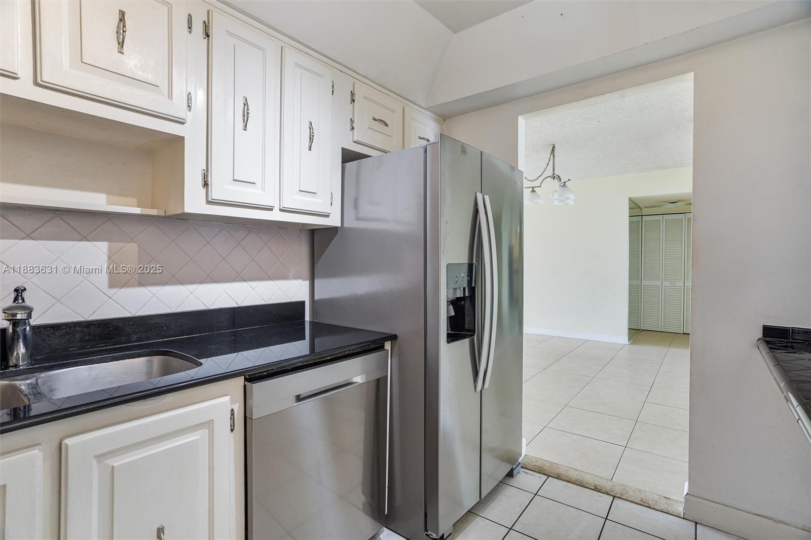 2333 Brickell Ave #1207, Miami FL 33129