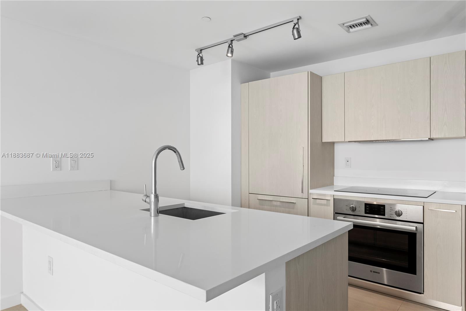 501 NE 31st St #2610, Miami FL 33137