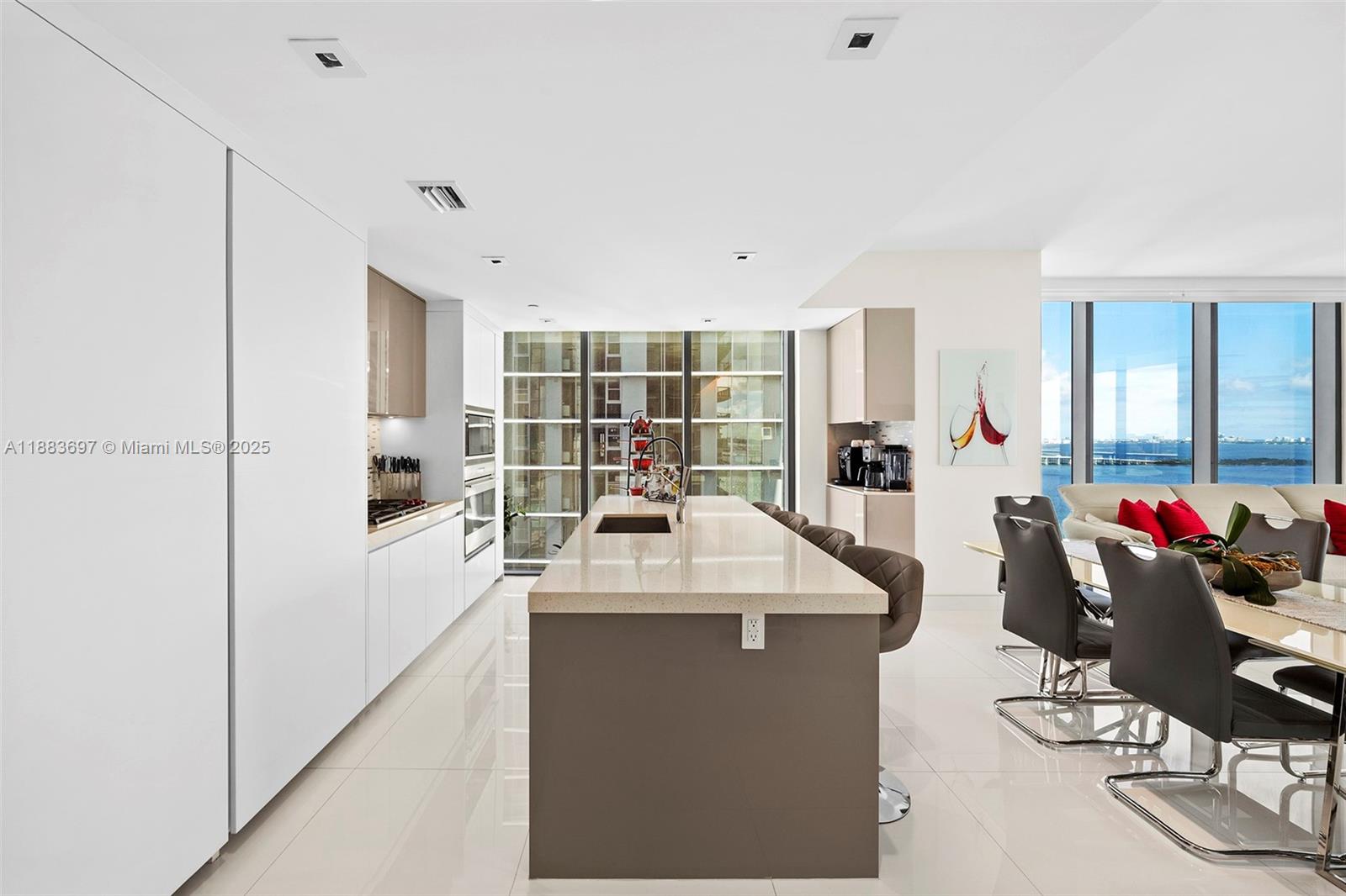 788 NE 23rd St #2102, Miami FL 33137
