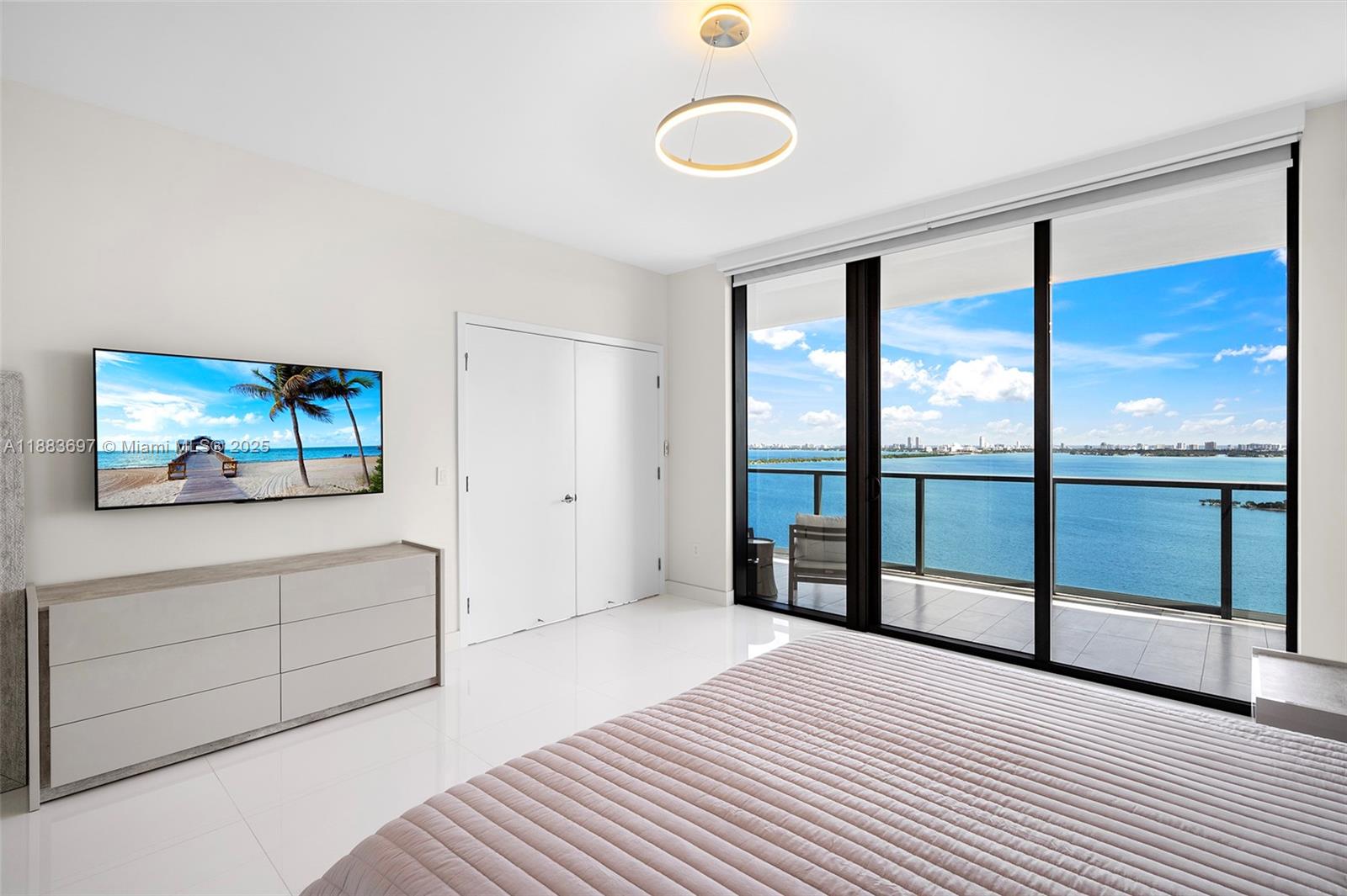 788 NE 23rd St #2102, Miami FL 33137