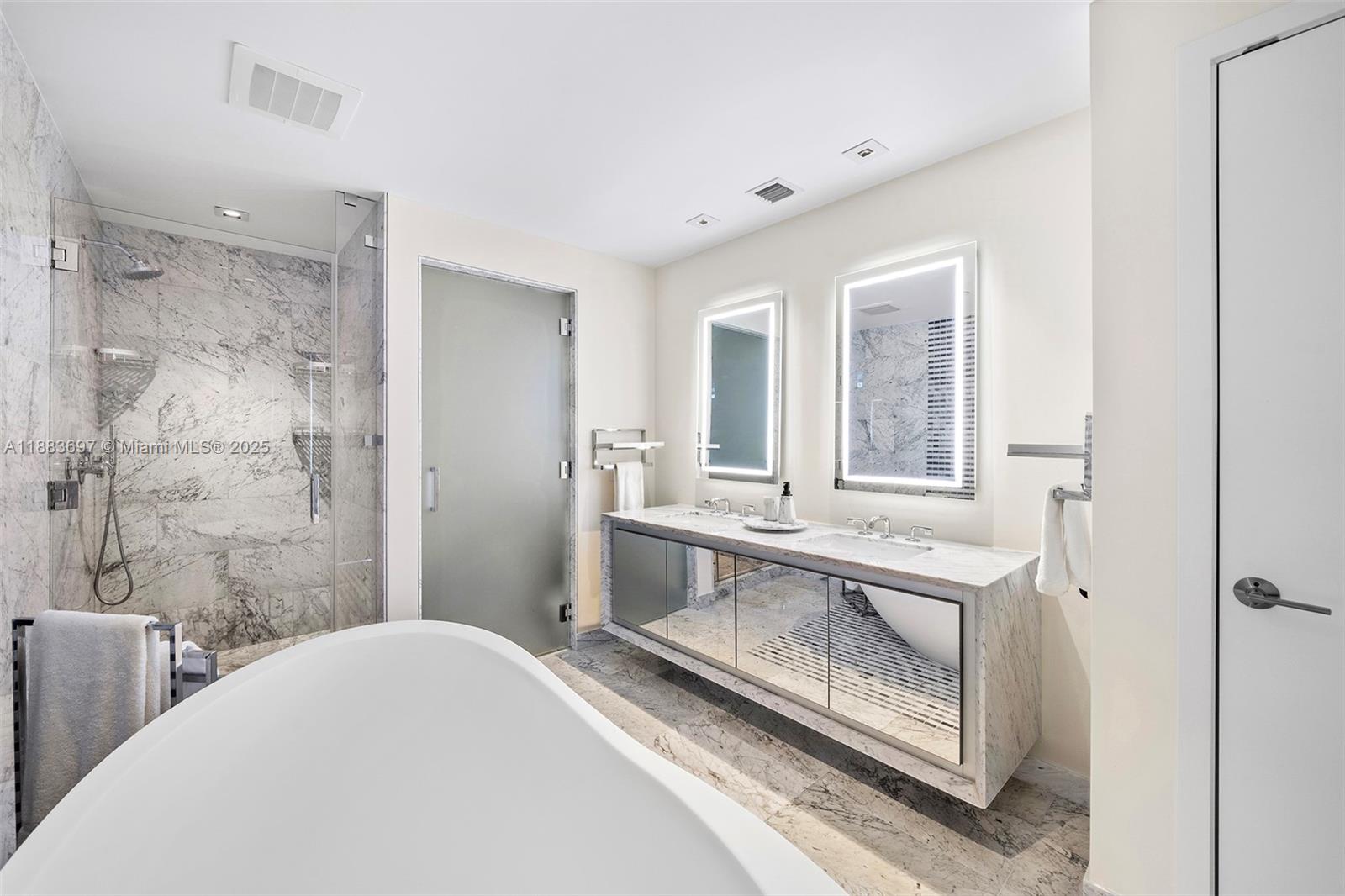 788 NE 23rd St #2102, Miami FL 33137