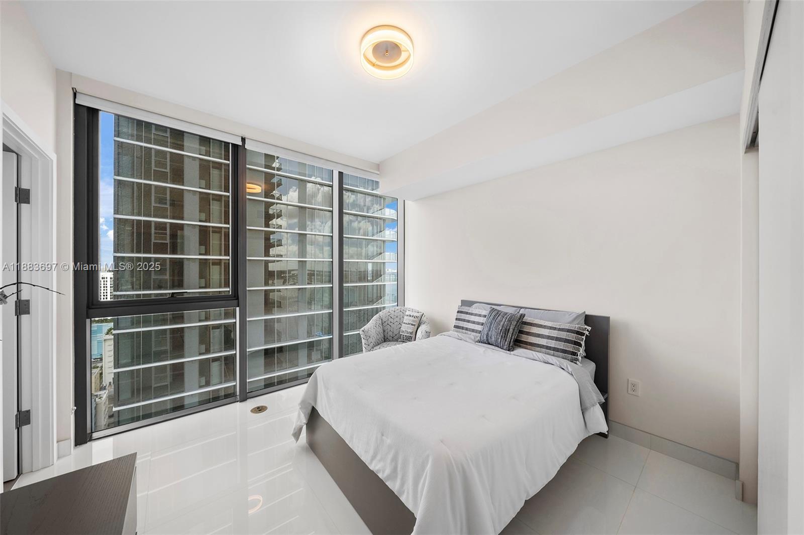 788 NE 23rd St #2102, Miami FL 33137