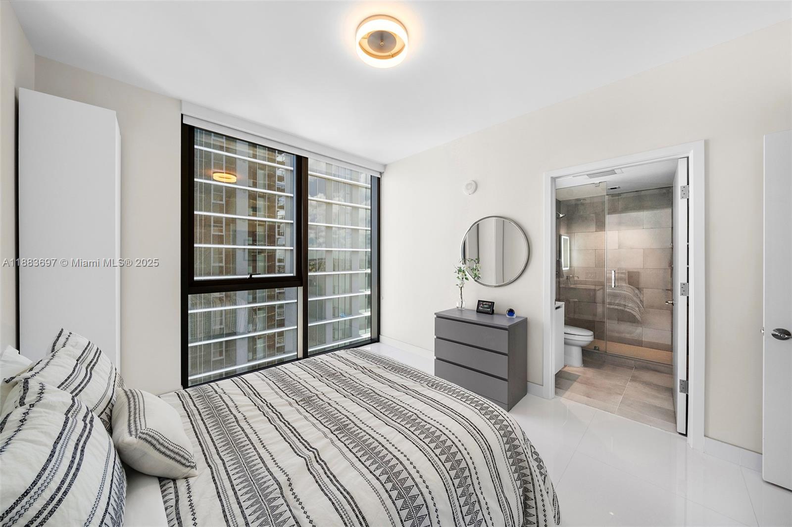 788 NE 23rd St #2102, Miami FL 33137