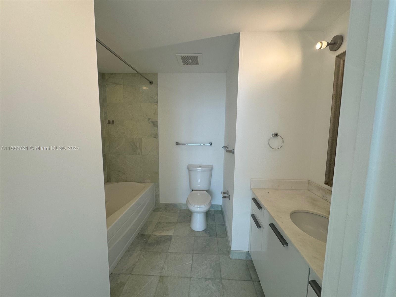 1060 Brickell Ave #3005, Miami FL 33131