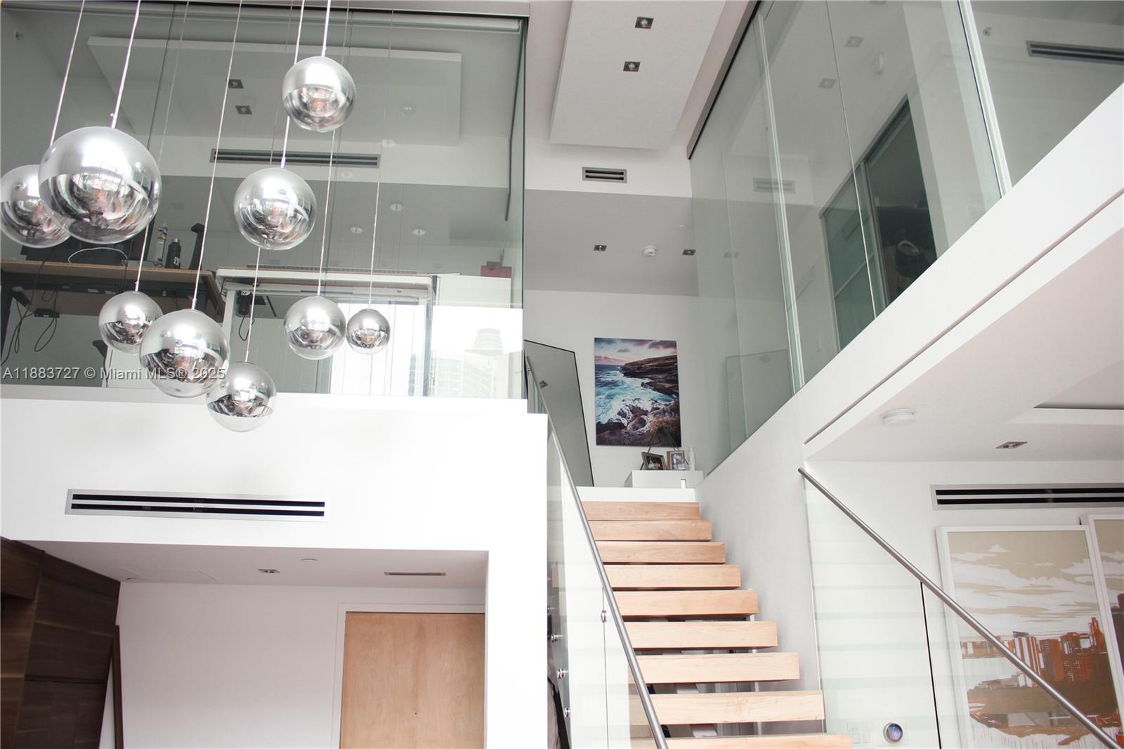 350 S Miami Ave #706, Miami FL 33130