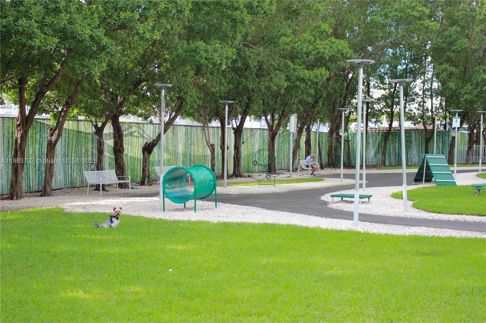 350 S Miami Ave #706, Miami FL 33130