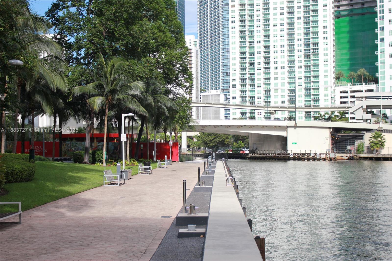 350 S Miami Ave #706, Miami FL 33130