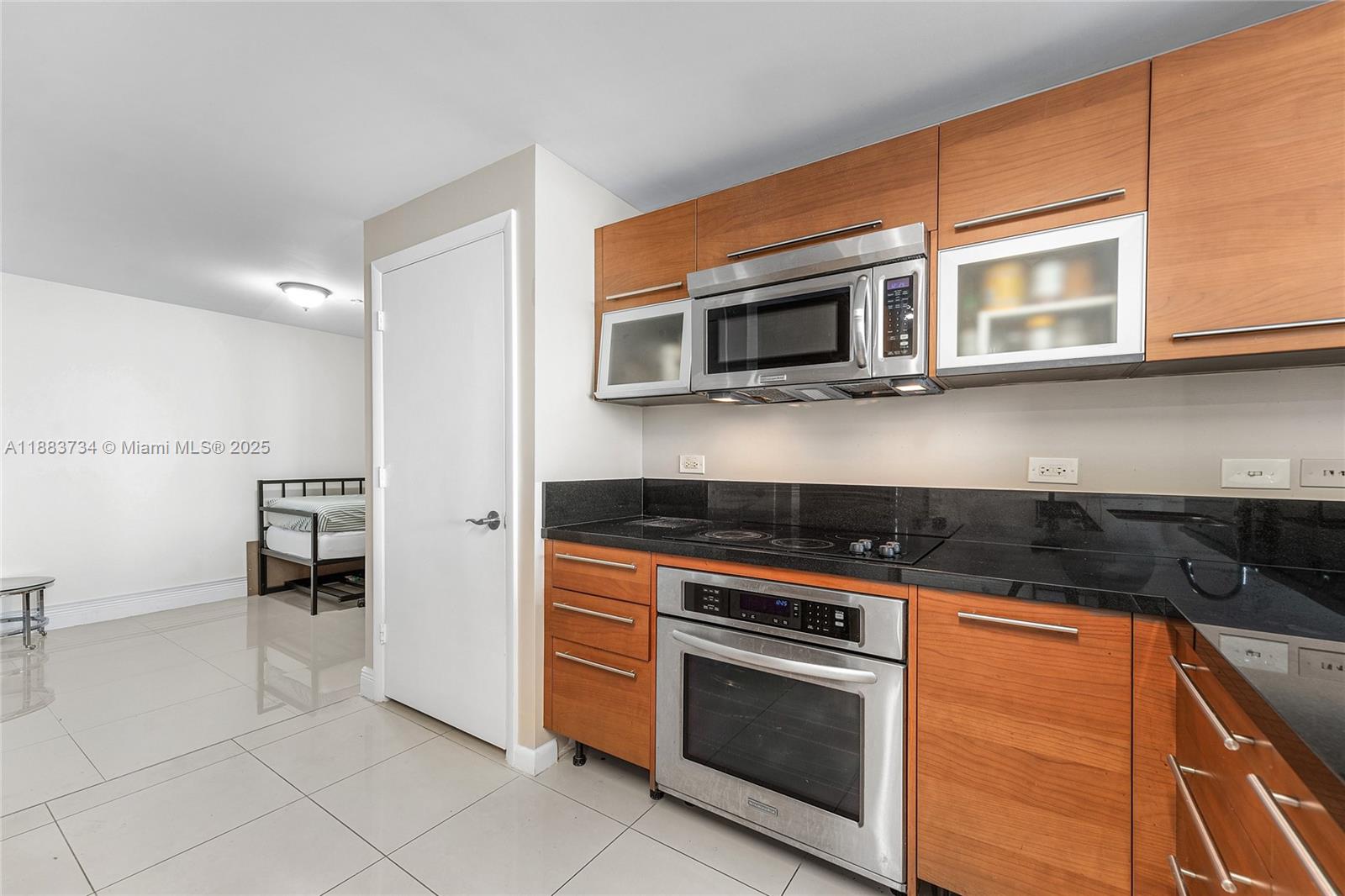 244 Biscayne Blvd #3609, Miami FL 33132