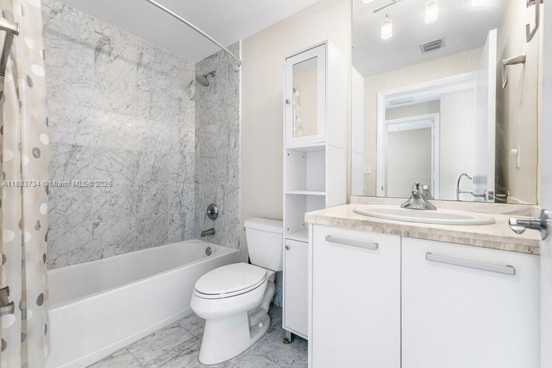 244 Biscayne Blvd #3609, Miami FL 33132