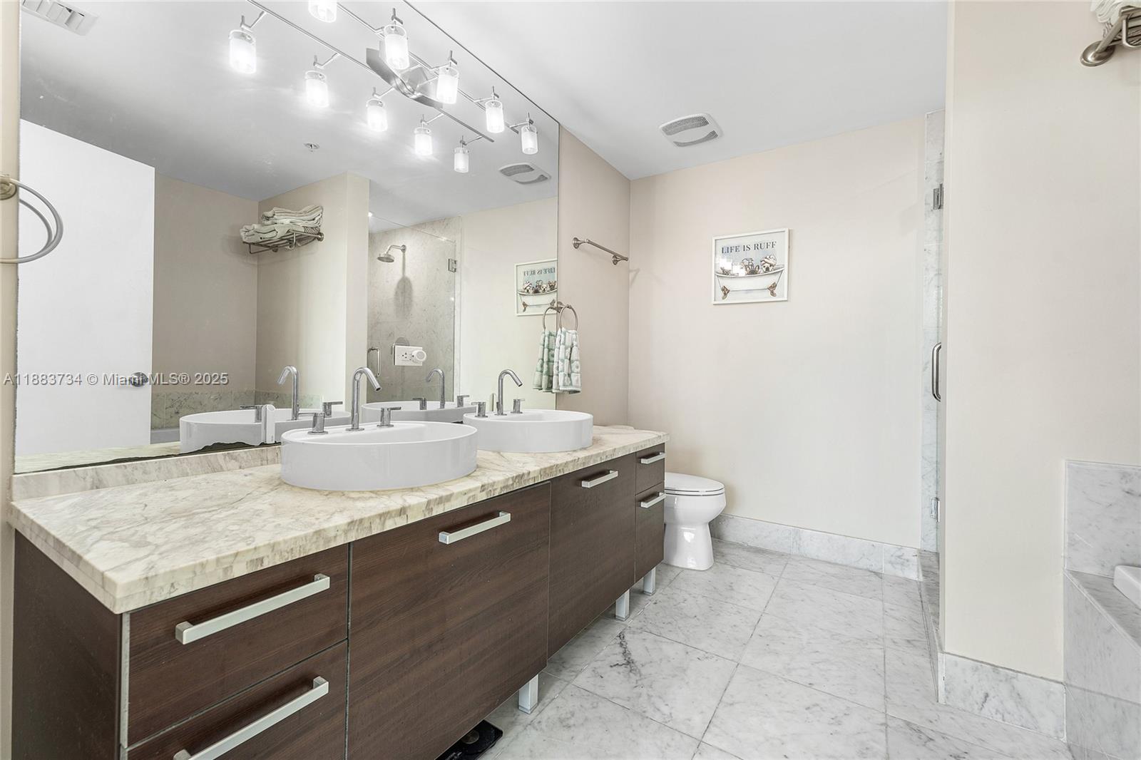 244 Biscayne Blvd #3609, Miami FL 33132